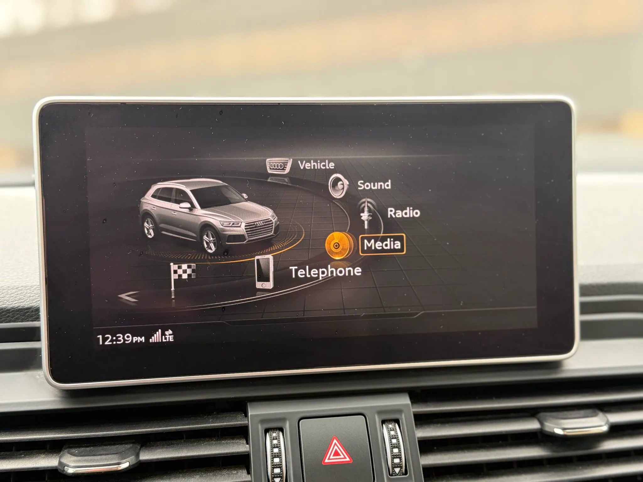 Used 2018 Audi Q5 2.0T Premium Plus image 30