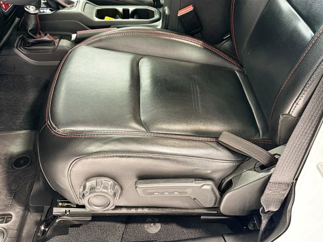 Used 2023 Jeep Wrangler Unlimited Rubicon w/ Cold Weather Group image 17