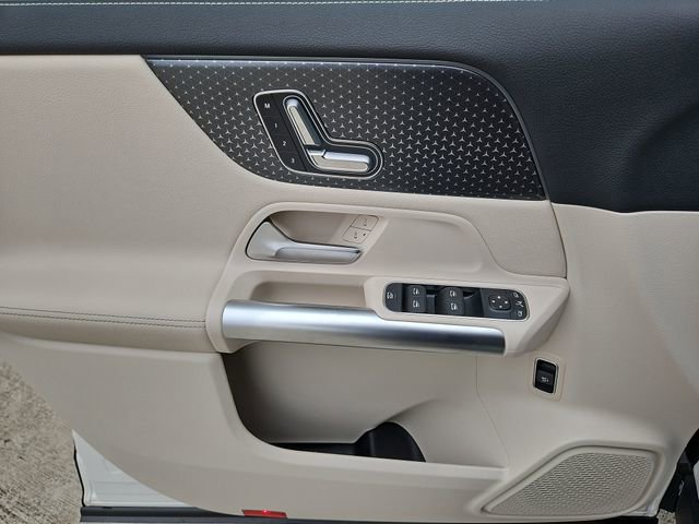 Used 2026 Mercedes-Benz GLA 250 image 16