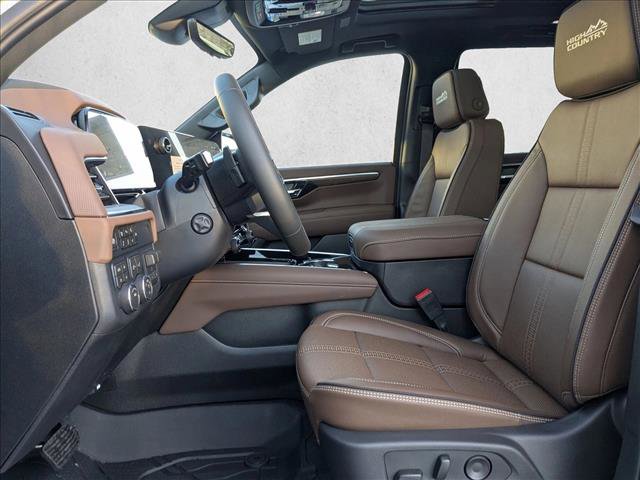 New 2026 Chevrolet Tahoe High Country w/ Sun And Tow Package AWD/4WD image 4