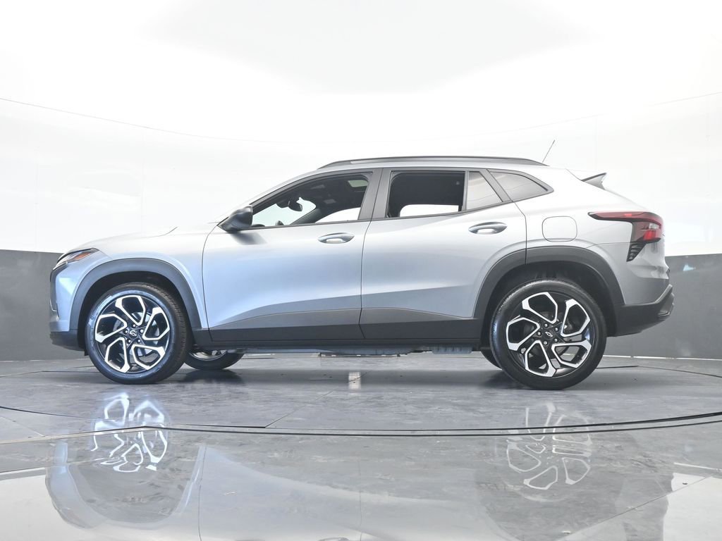 Used 2024 Chevrolet Trax RS w/ Sunroof Package image 60