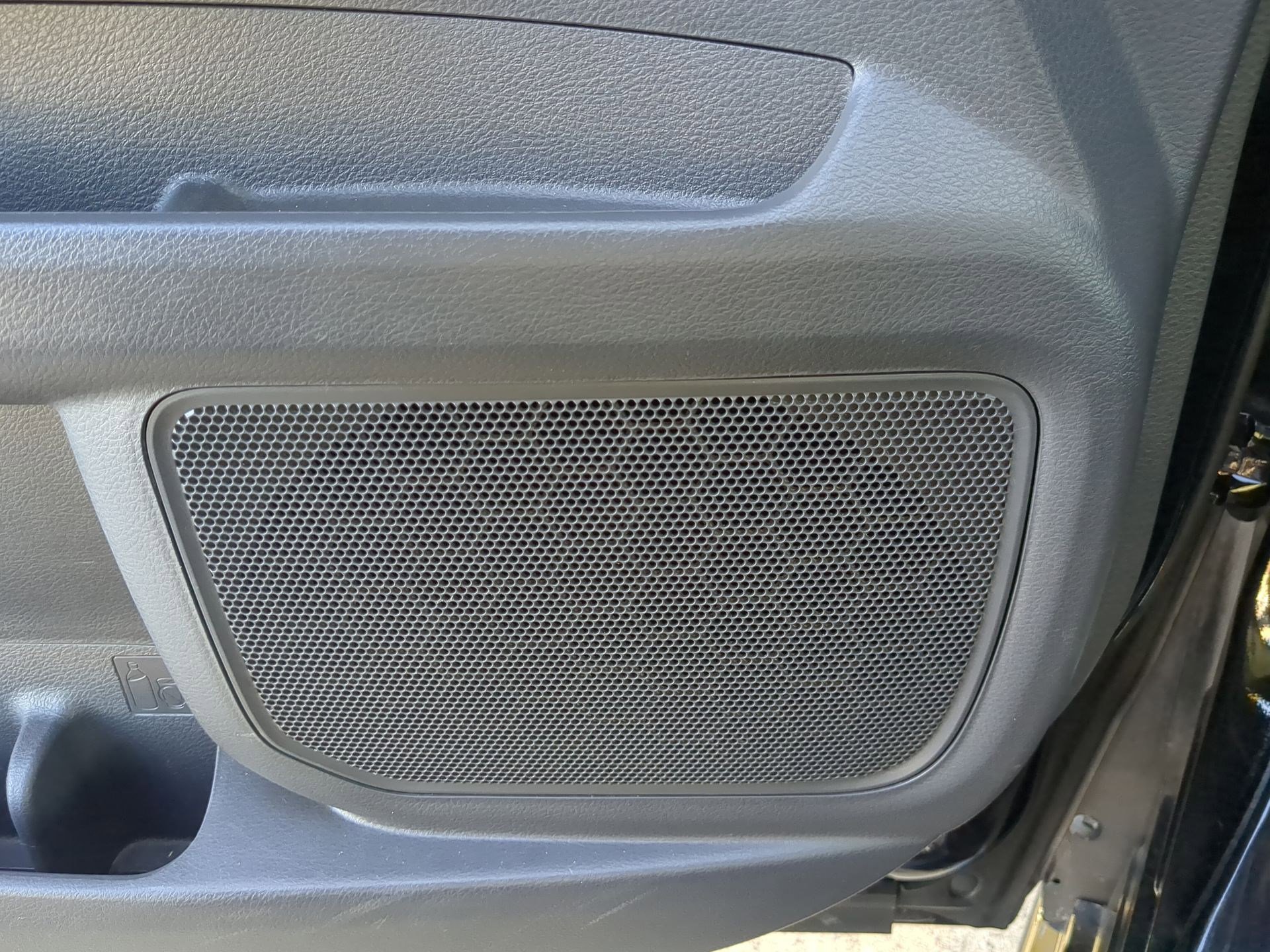 Used 2023 Toyota Sienna XLE image 14