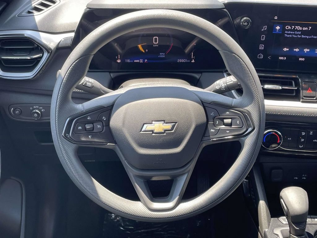 Used 2025 Chevrolet TrailBlazer LT AWD/4WD image 22