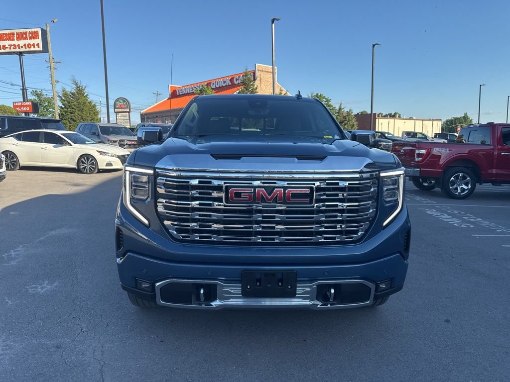 Used 2025 GMC Sierra 1500 Denali w/ Denali Reserve Package AWD/4WD image 2