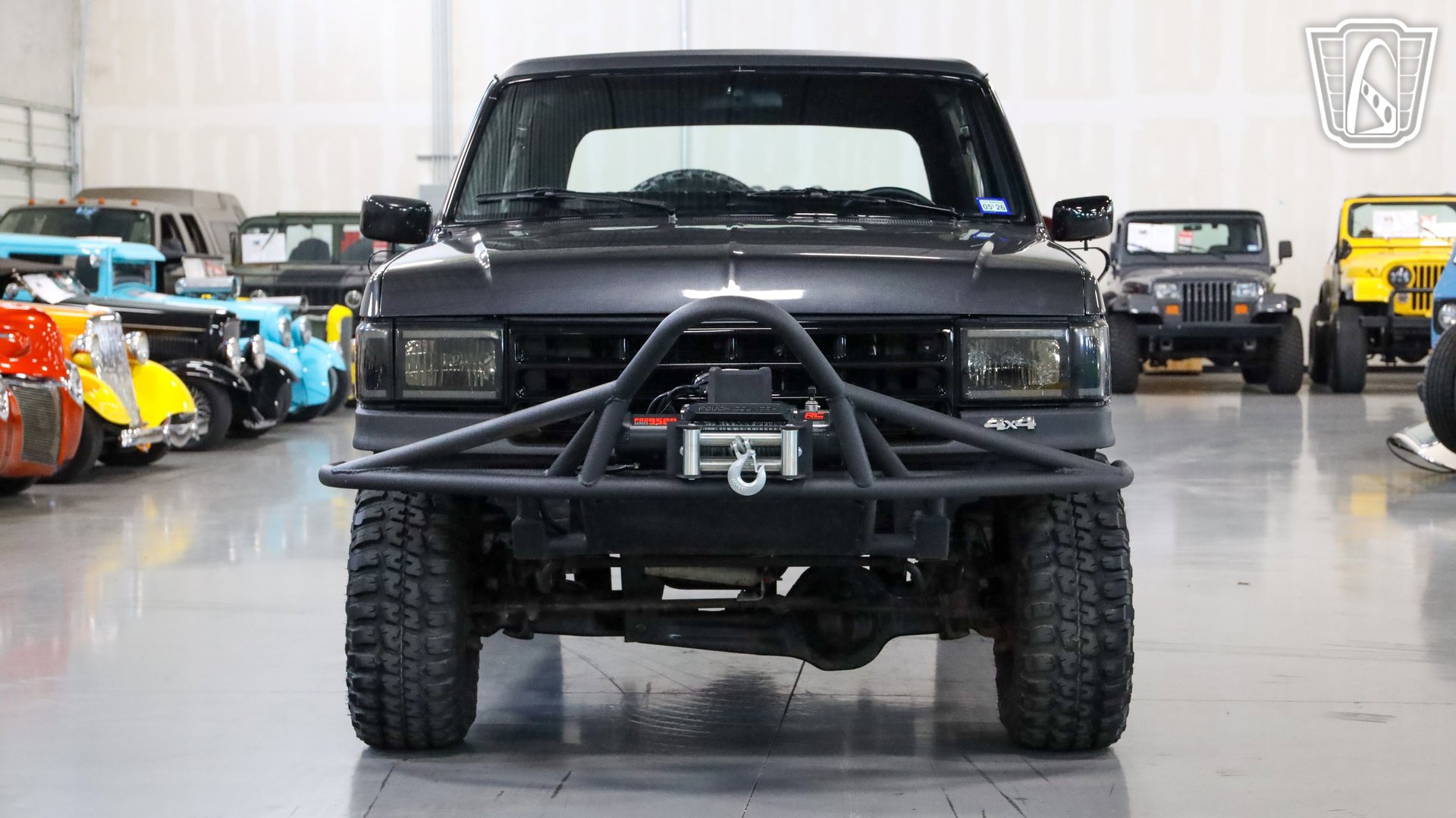 Used 1988 Ford Bronco image 3
