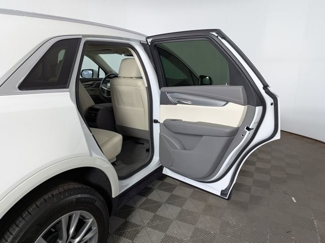 Certified 2023 Cadillac XT5 Premium Luxury image 36