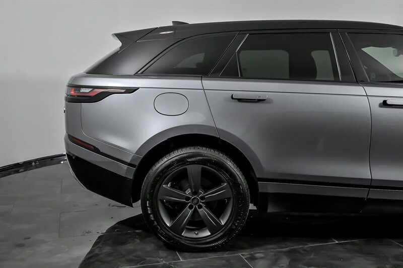 Used 2020 Land Rover Range Rover Velar R-Dynamic S AWD/4WD image 11