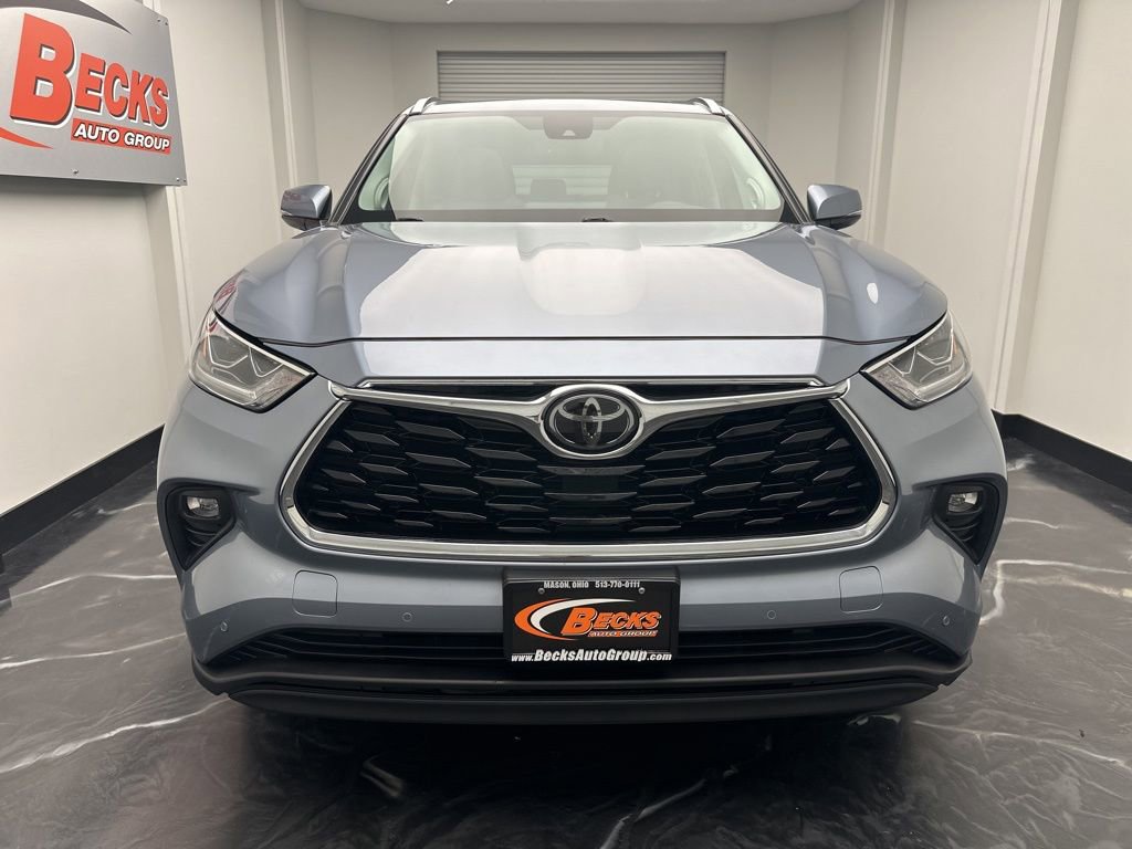Used 2020 Toyota Highlander Limited image 28