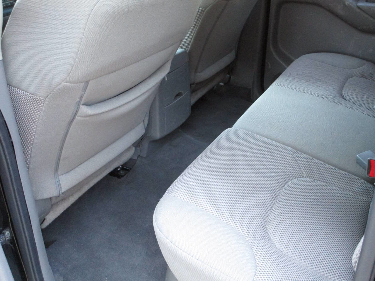 Used 2021 Nissan Frontier SV image 13