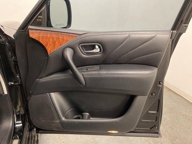 Used 2016 INFINITI QX80 Limited image 27