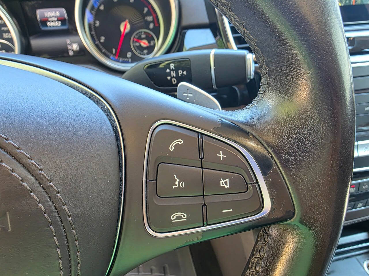 Used 2017 Mercedes-Benz GLS 550 4MATIC image 22