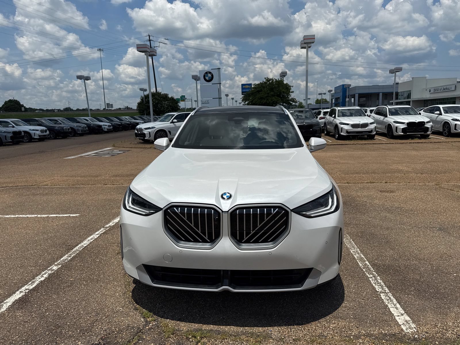 Certified 2026 BMW X3 xDrive30i w/ Premium Package AWD/4WD image 2