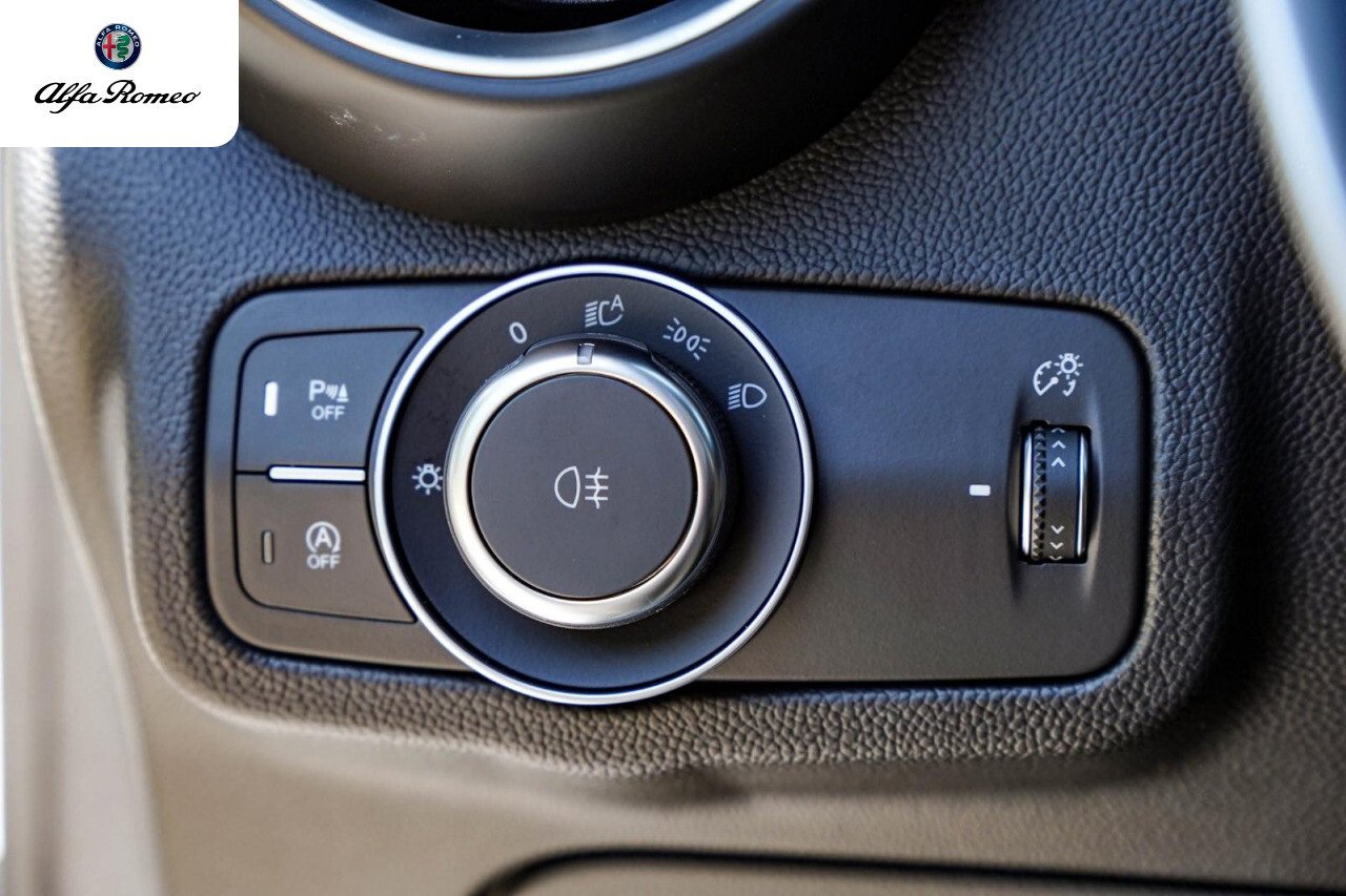 New 2025 Alfa Romeo Stelvio Tributo Italiano w/ Active Assist Plus Package image 19