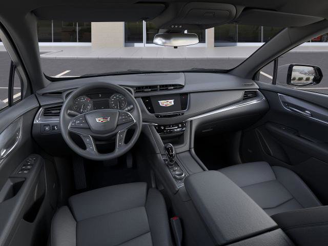 New 2026 Cadillac XT5 Luxury w/ LPO, ONYX Package image 15