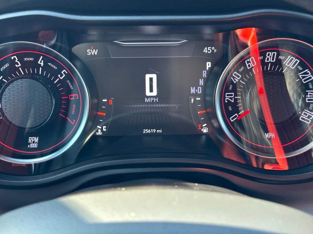 Used 2022 Dodge Challenger R/T w/ Plus Package image 31