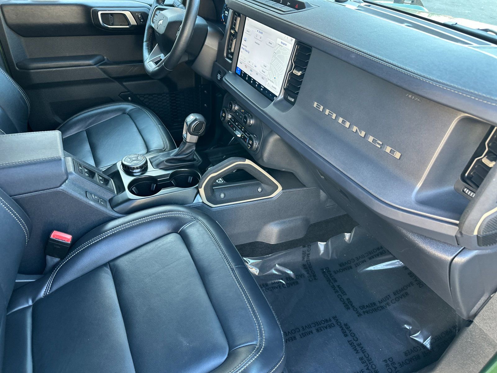 Used 2025 Ford Bronco Badlands image 18