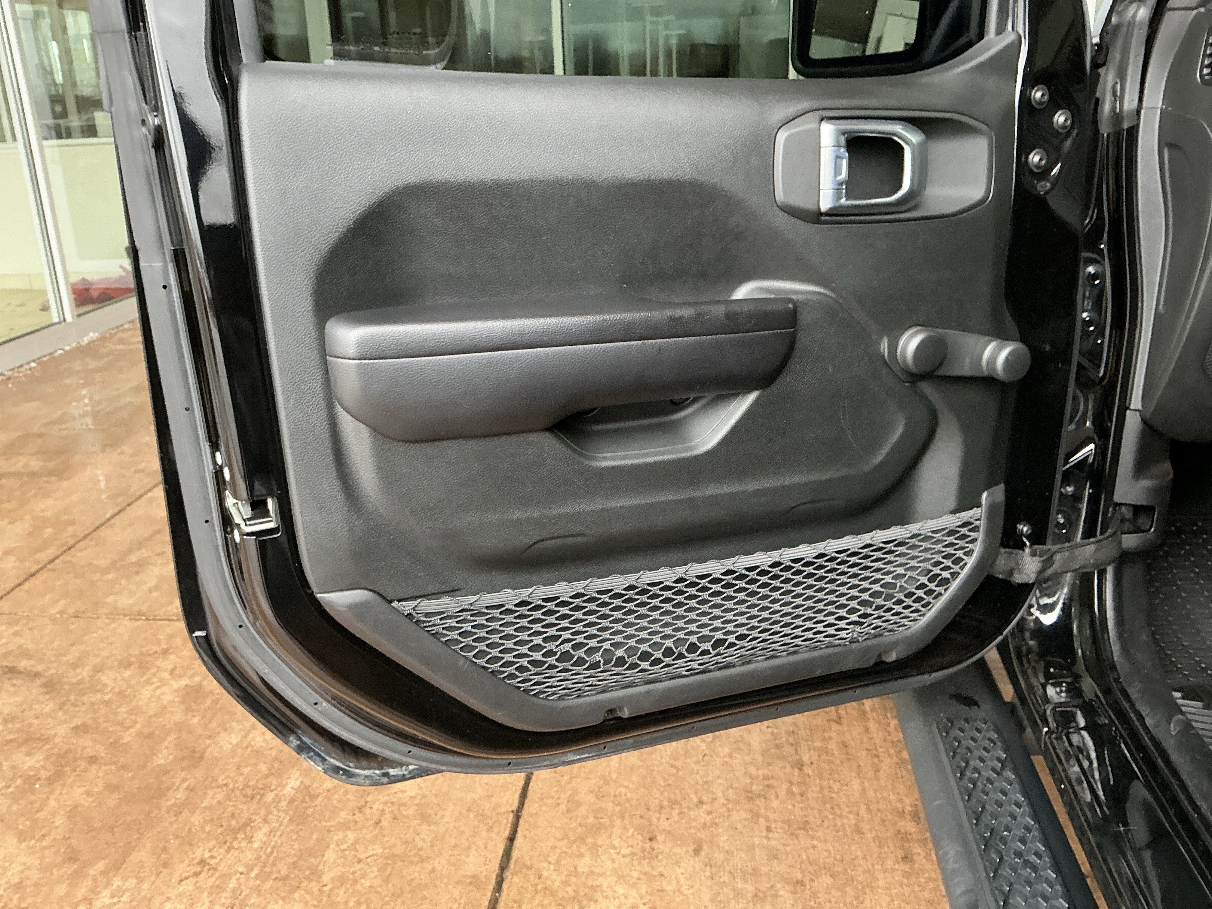 Used 2021 Jeep Gladiator Sport image 14