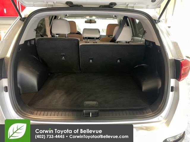 Used 2020 Kia Sportage LX image 23