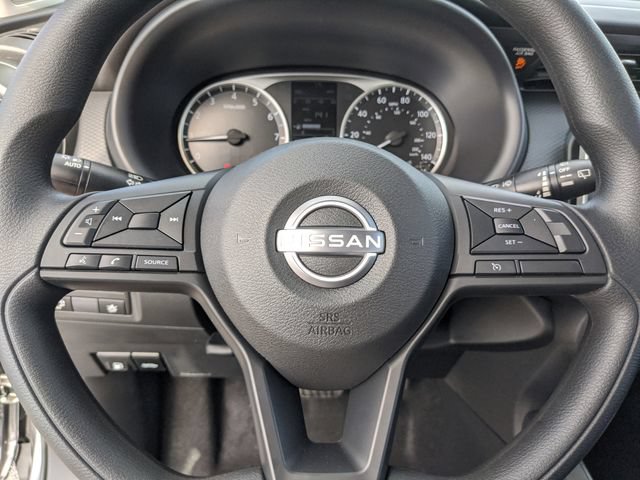 Certified 2025 Nissan Kicks Play S FWD image 39