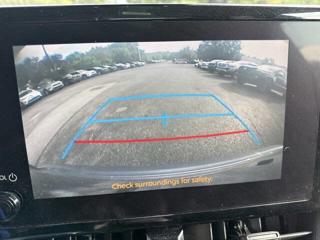 Used 2023 Toyota Corolla LE image 23