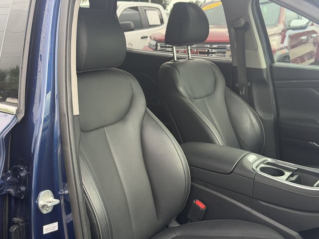 Used 2022 Hyundai Santa Fe SEL w/ Convenience + Premium Package FWD image 17