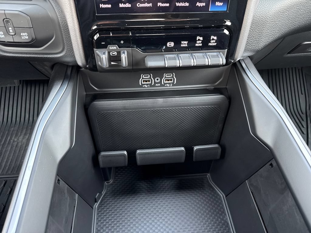 New 2026 RAM 2500 Big Horn AWD/4WD image 19