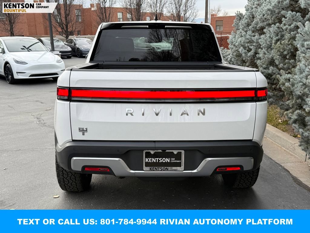 Used 2025 Rivian R1T Adventure image 9