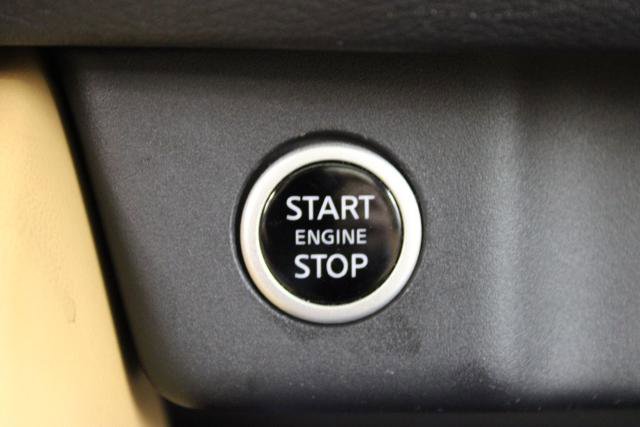 Certified 2021 Nissan Rogue Platinum FWD image 12