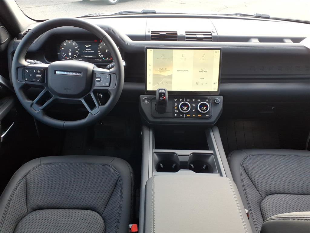 New 2026 Land Rover Defender 110 X-Dynamic SE image 4