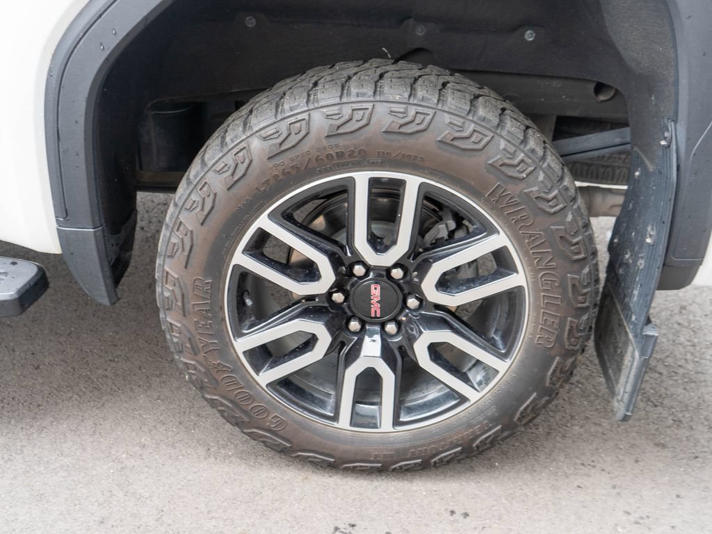 Used 2023 GMC Sierra 1500 AT4 w/ AT4 Preferred Package AWD/4WD image 29