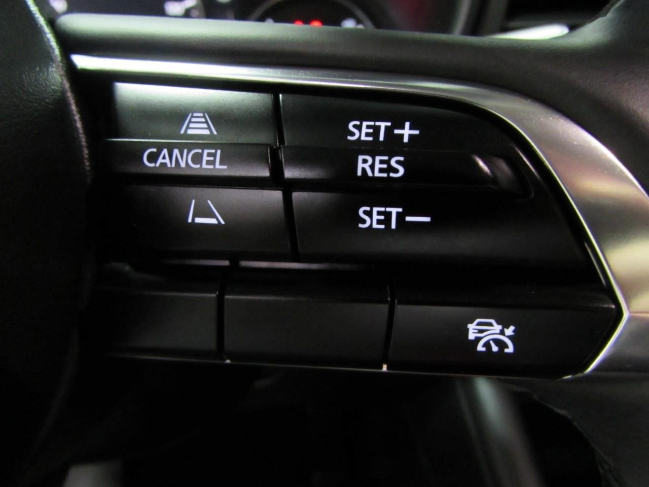 Used 2024 MAZDA MAZDA3 s image 24