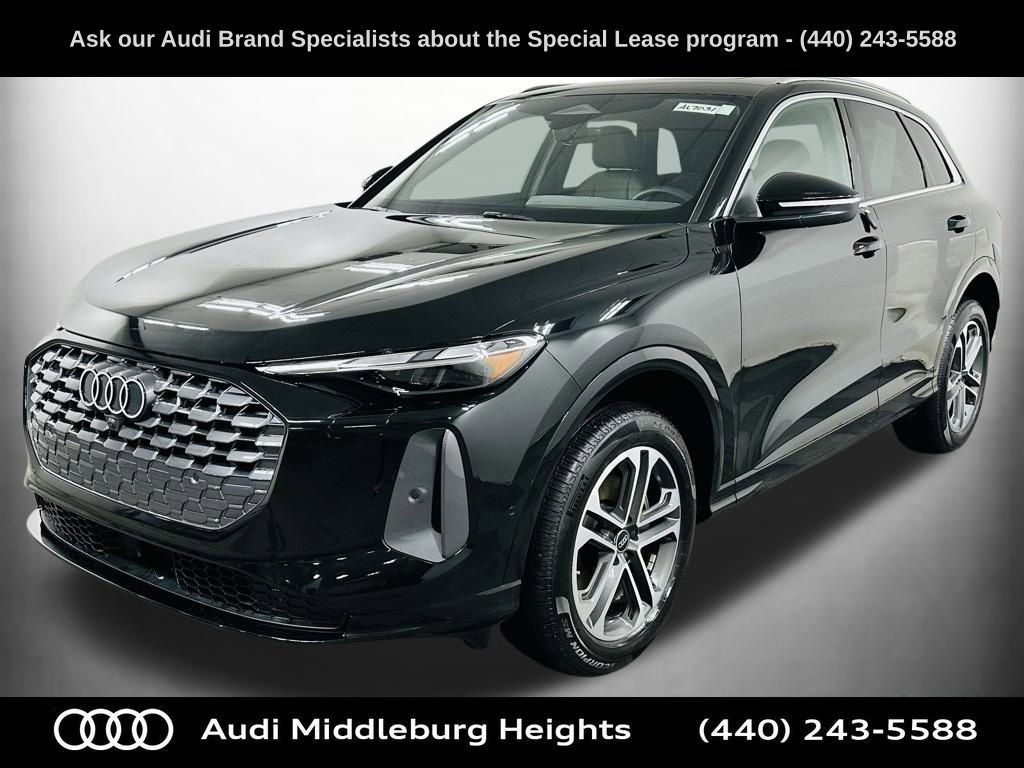 Certified 2025 Audi Q5 Premium w/ Convenience Package image 3