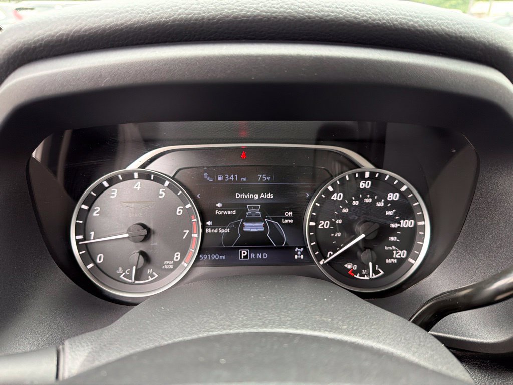 Certified 2023 Nissan Titan SV AWD/4WD image 9