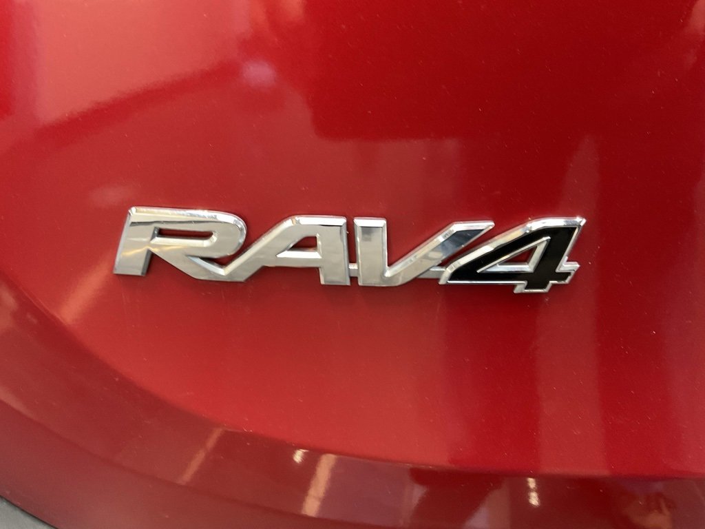 Used 2013 Toyota RAV4 LE image 22