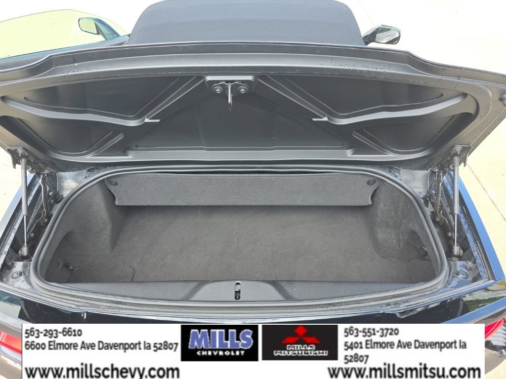 Used 2014 Chevrolet Corvette Stingray Convertible w/ 3LT Preferred Equipment Group RWD image 15