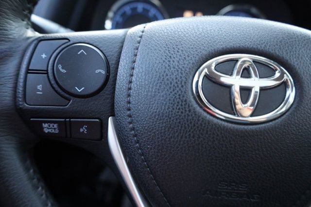 Used 2017 Toyota Corolla SE 50th Anniversary FWD image 26