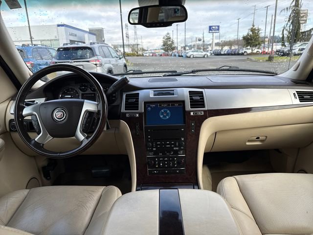 Used 2008 Cadillac Escalade EXT image 11
