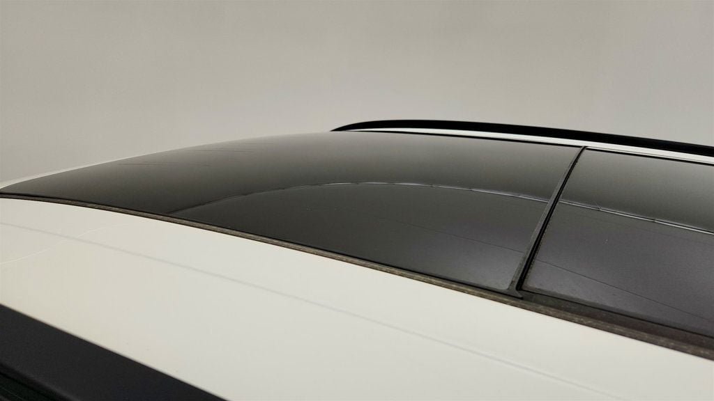 Used 2025 Lincoln Aviator 2WD w/ Jet Appearance Package image 10