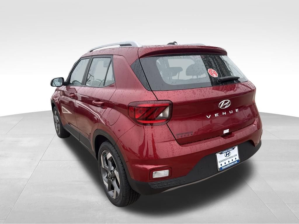 New 2026 Hyundai Venue SEL image 9