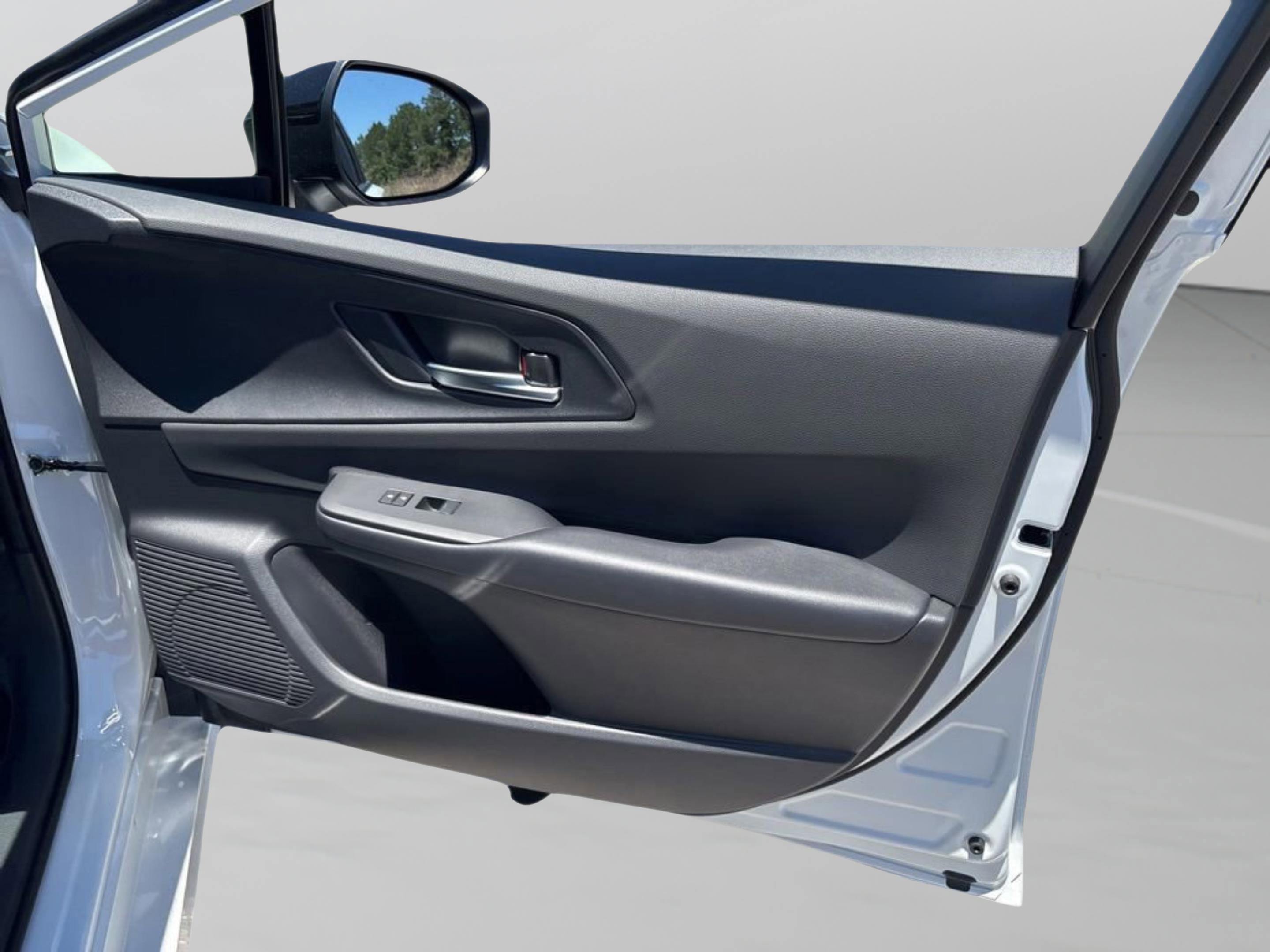New 2026 Toyota Prius Plug-In Hybrid FWD image 28