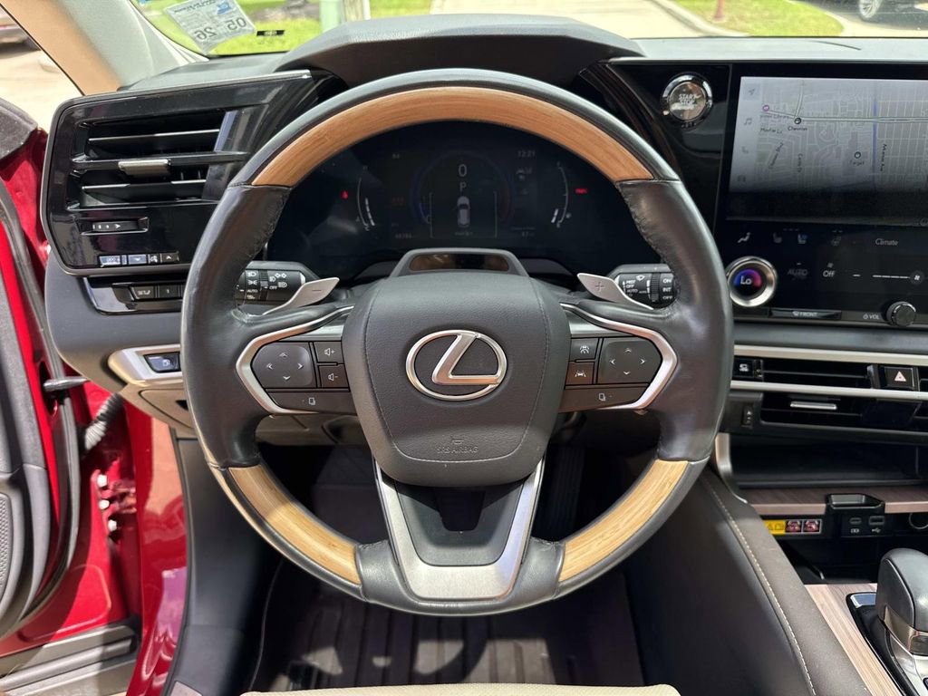 Used 2024 Lexus RX 350 FWD w/ Convenience Package image 25