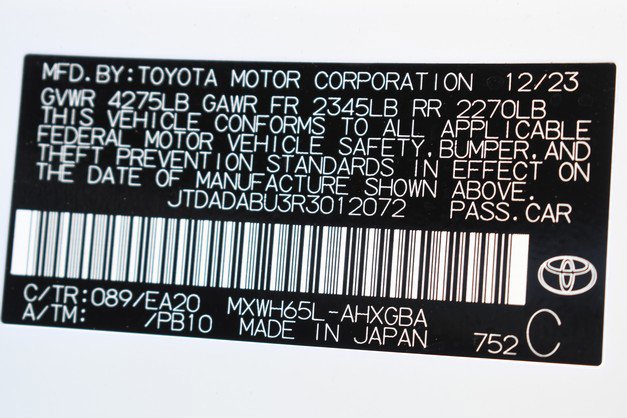 Certified 2024 Toyota Prius XLE image 33