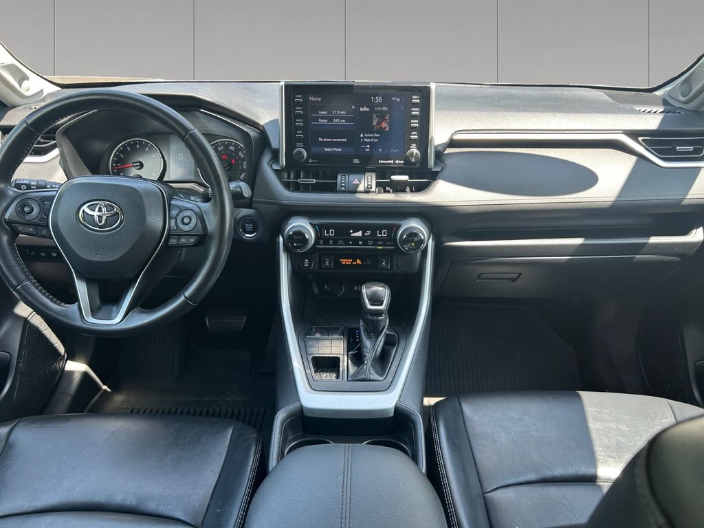 Used 2019 Toyota RAV4 XLE Premium w/ Cold Weather Package AWD/4WD image 12