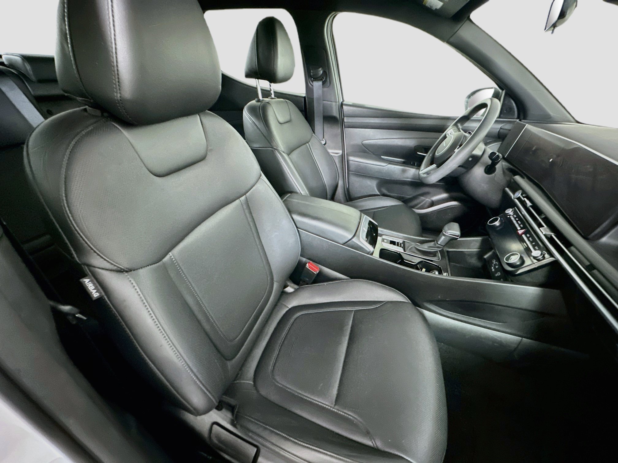Used 2025 Hyundai Santa Cruz SEL FWD image 30