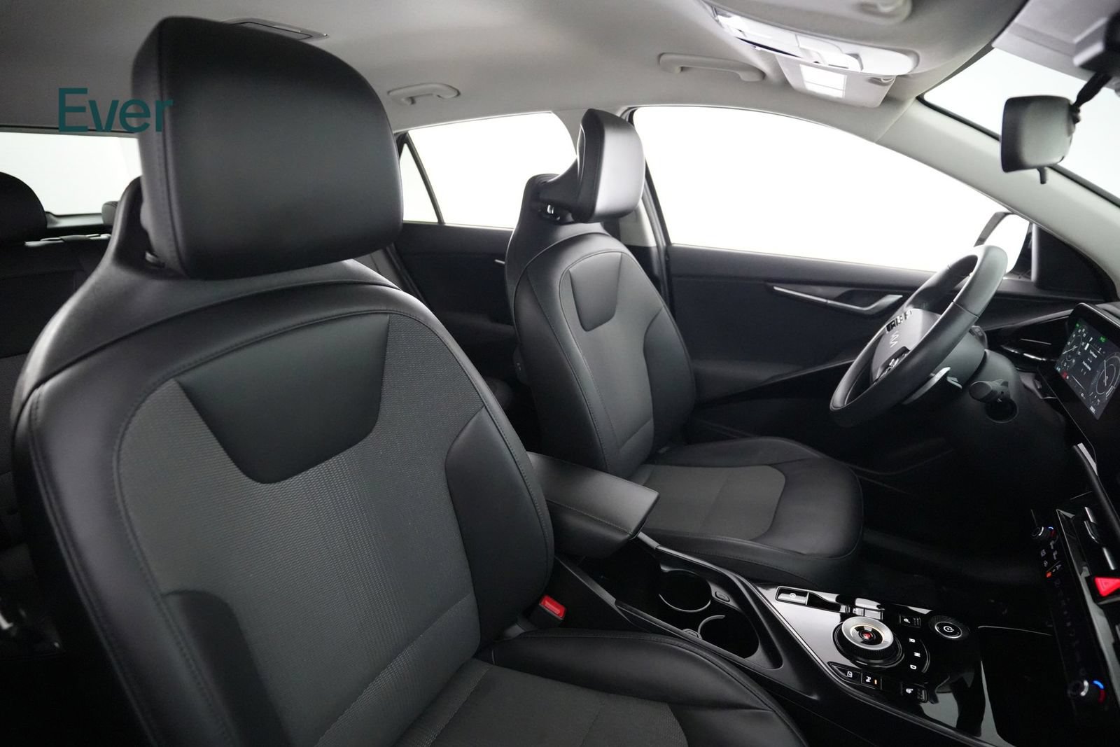 Used 2023 Kia Niro Wind FWD image 23