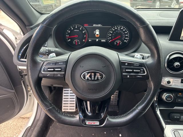 Used 2018 Kia Stinger GT2 AWD/4WD image 15