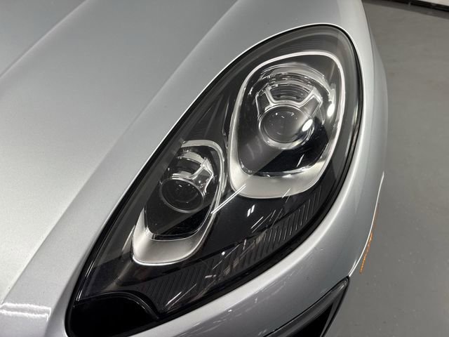 Used 2017 Porsche Macan S AWD/4WD image 27