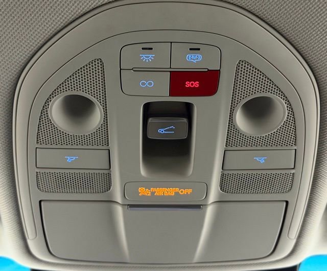 Used 2026 Genesis G70 2.5T Prestige image 26