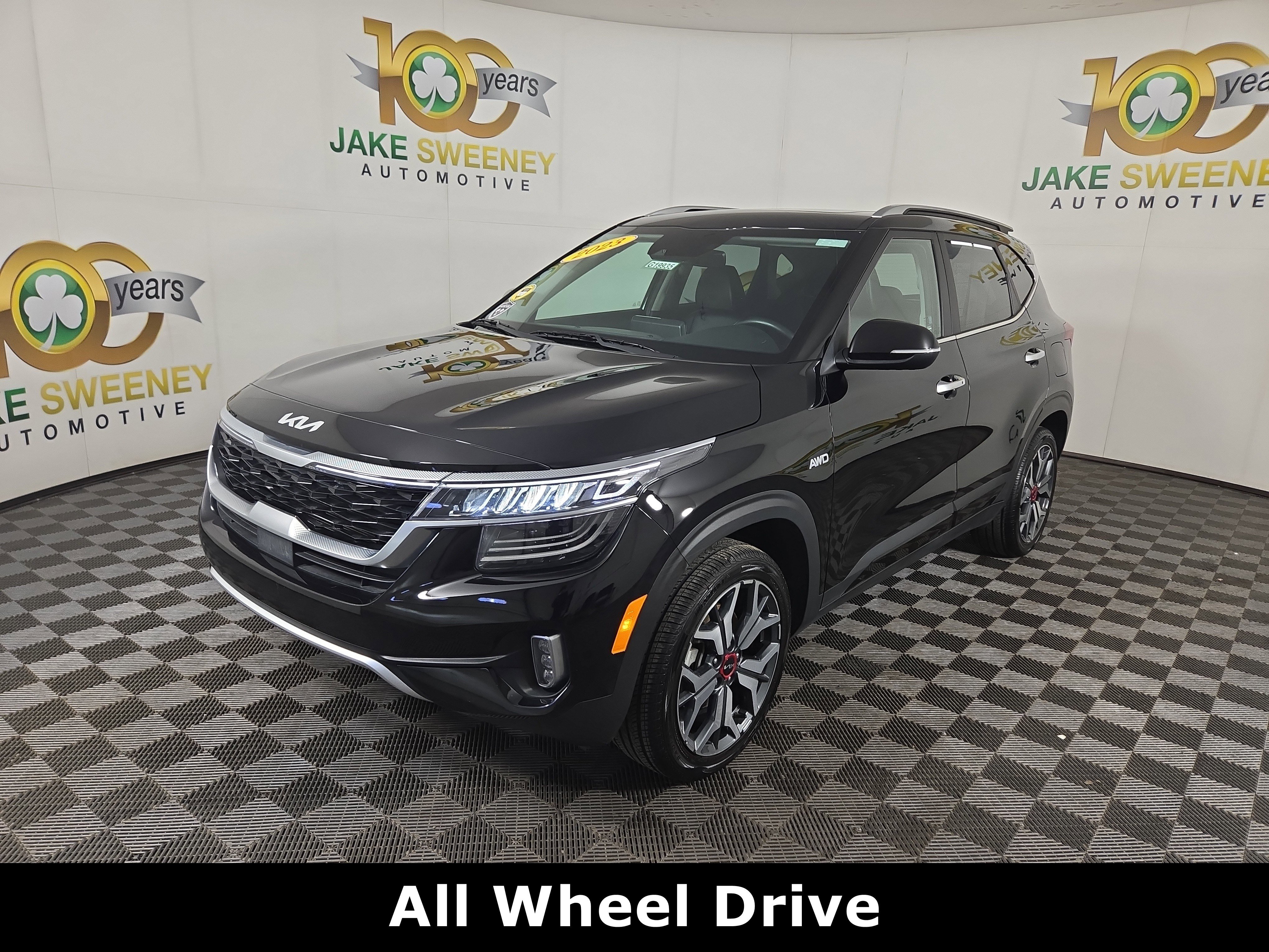 Used 2023 Kia Seltos SX w/ SX Sunroof Package image 3