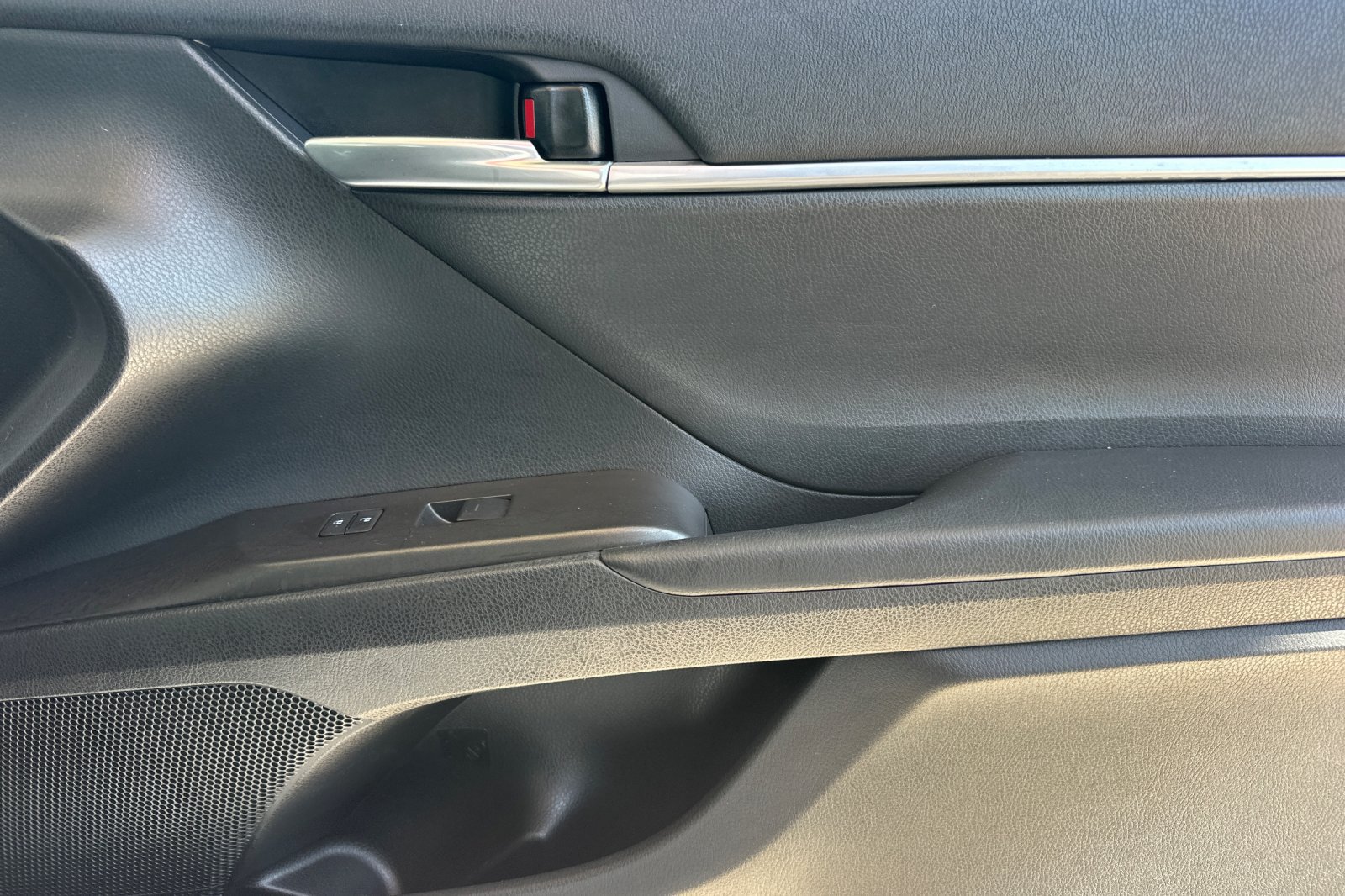 Certified 2023 Toyota Camry LE FWD image 19